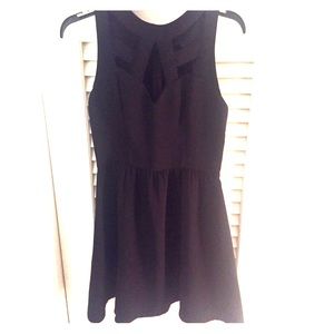 Guess dress size 4 very classy